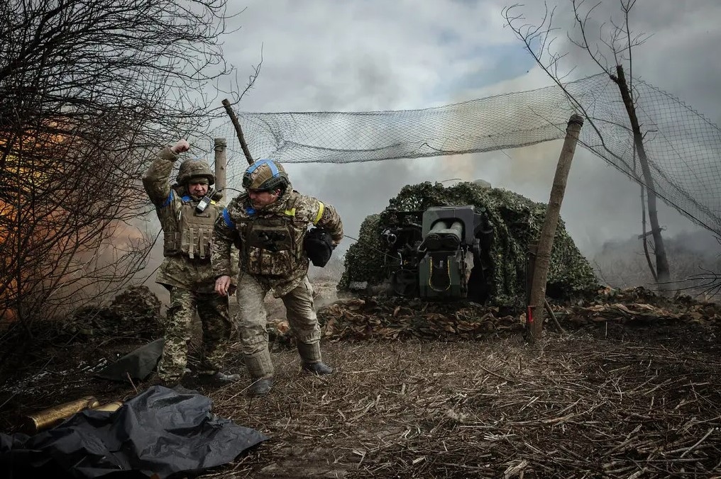 Phản ứng của Nga và phương Tây đằng sau cuộc thảo luận đưa quân vào Ukraine